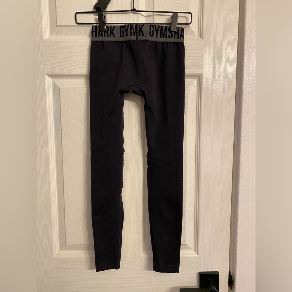 Gymshark Black Leggings Athletic Stretch w/ Rubber Waistline GUC